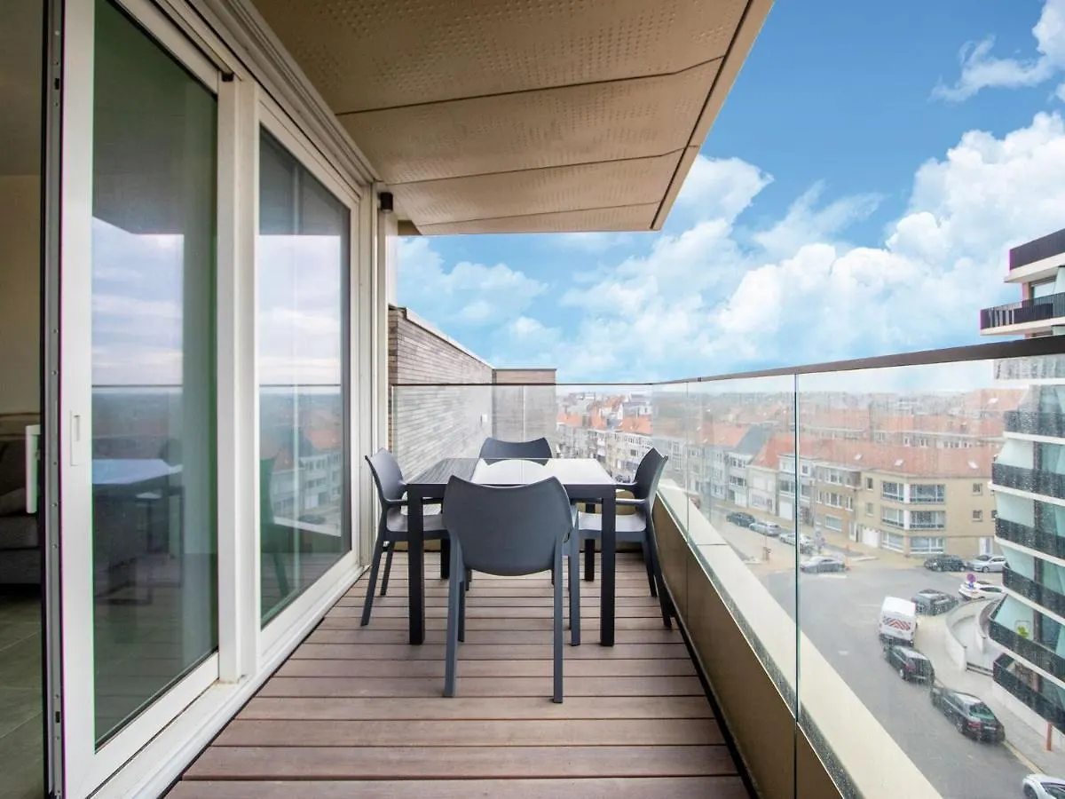 Sophisticated Apartment In Oostende Wiith A Sea View